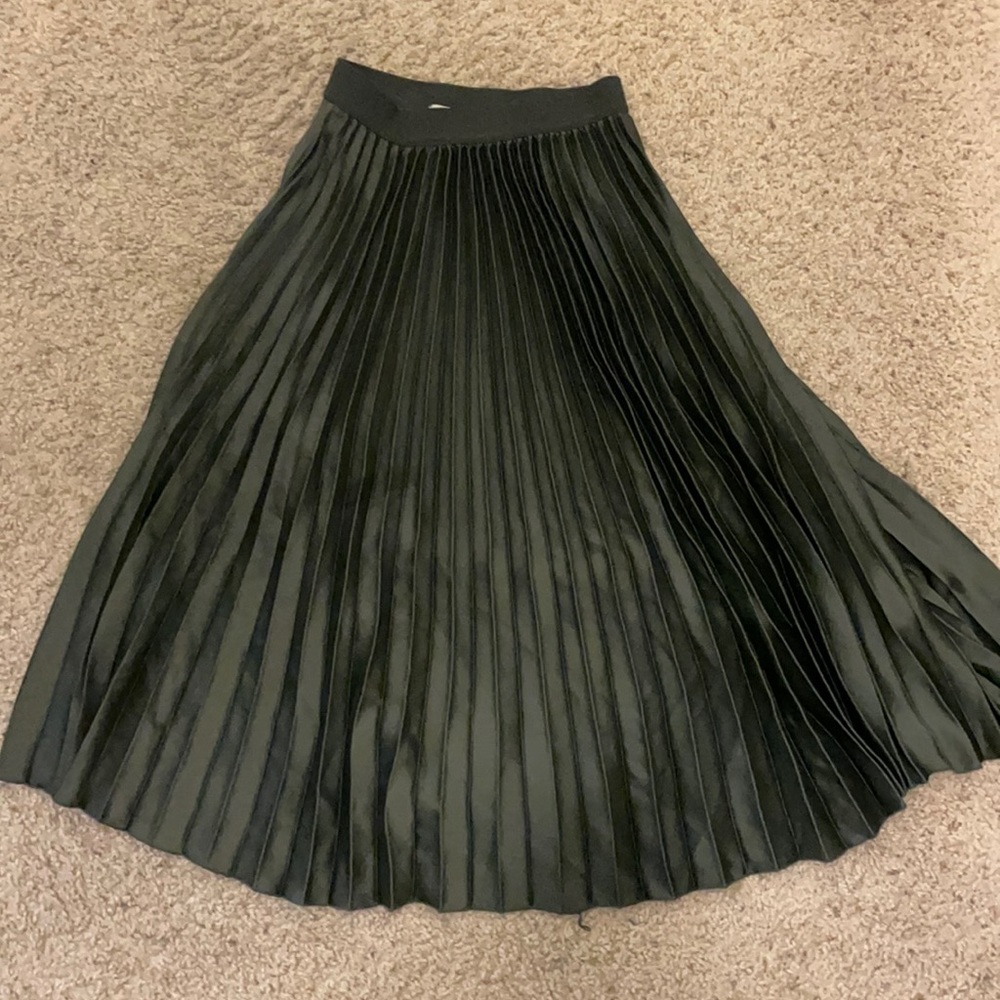 Olive Pleated Skirt